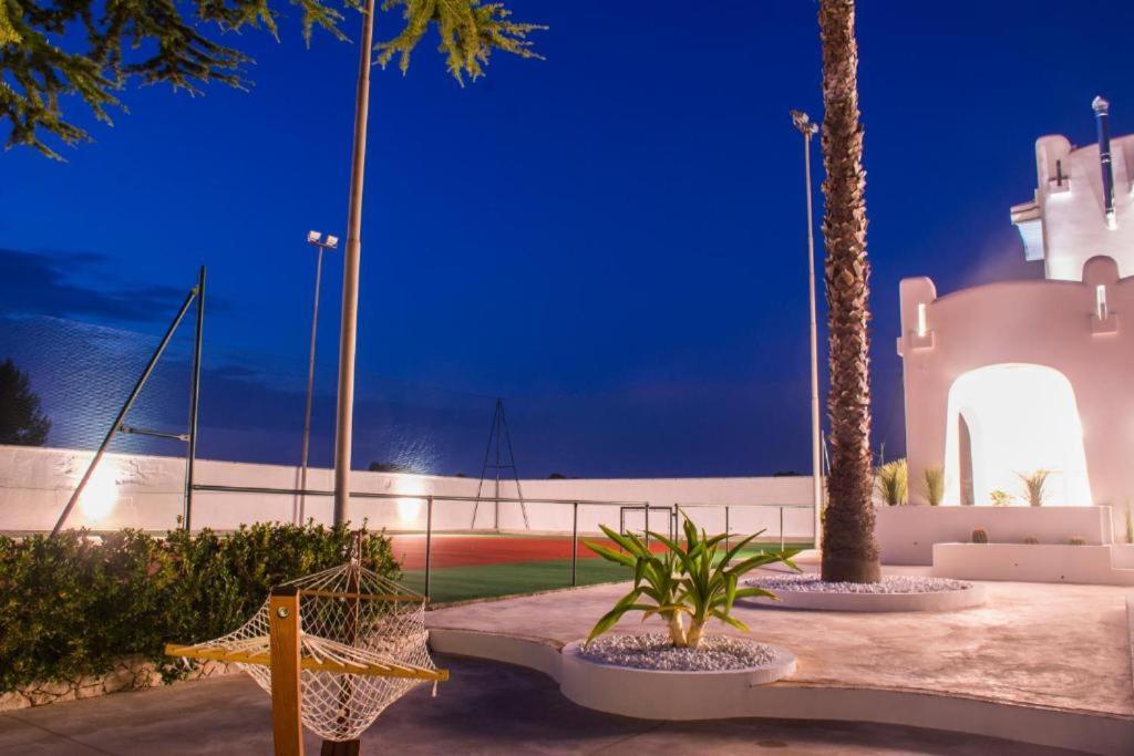 B&B Valentino Luxury Rooms By Salentolimit Porto Cesareo Buitenkant foto